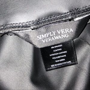 Simply Vera Faux Leather Leggings